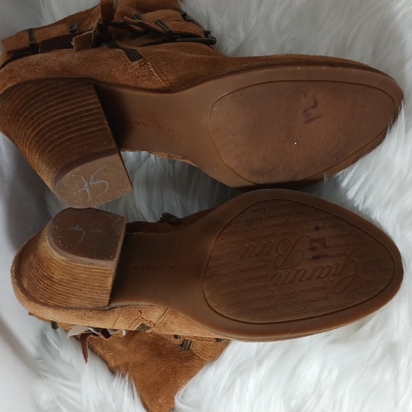 Gianni Bini, Sz 8M Tan Suede leather uppers, Belted, 3 " heels, Ankle Boots - Picture 10 of 10
